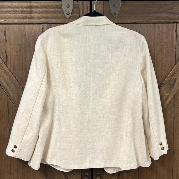 Unbranded Classic Linen Blazer with Gold Buttons Neutral Light Beige Size 40 - Picture 2 of 5